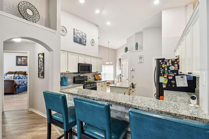 Building Photo - 7124 Colonial Lake Dr