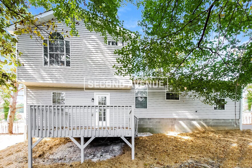 Building Photo - 6614 Rebecca Lou Ln