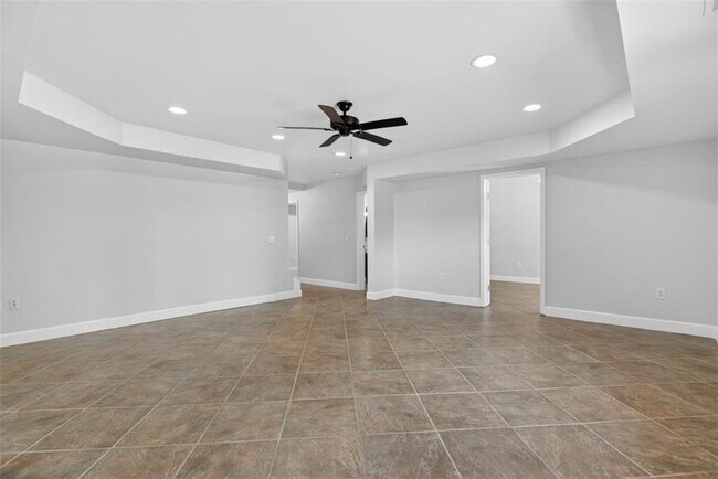 Building Photo - 4537 Grandview Pkwy