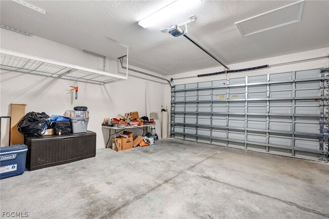 Building Photo - 11604 Meadowrun Cir