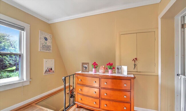 Building Photo - 3BR Jackson Home Available Now