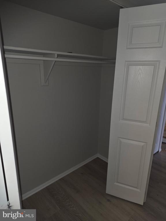 Building Photo - 4600 S Four Mile Run Dr