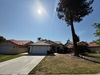 Building Photo - Charming 4-Bedroom, 2-Bathroom Single-Fami...