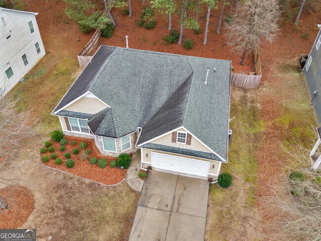 Building Photo - 353 Southgate Dr