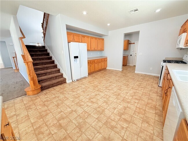Building Photo - 5604 Rocky Ravine Ave