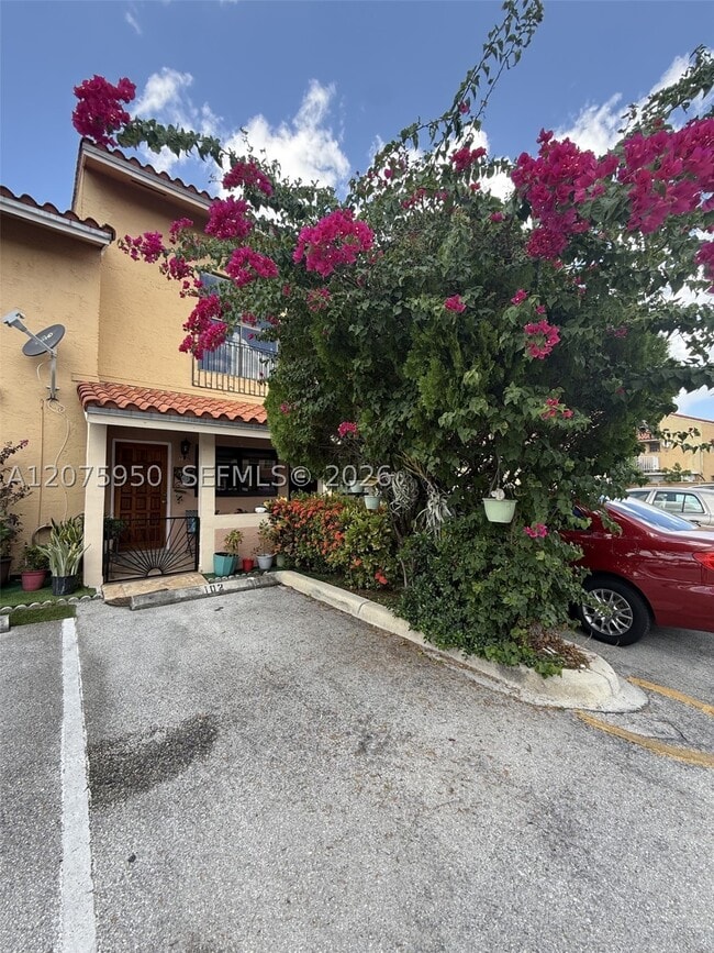Building Photo - 2775 W 61st St