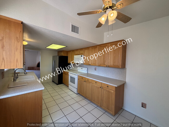 Building Photo - 6381 N Camino Hermosillo