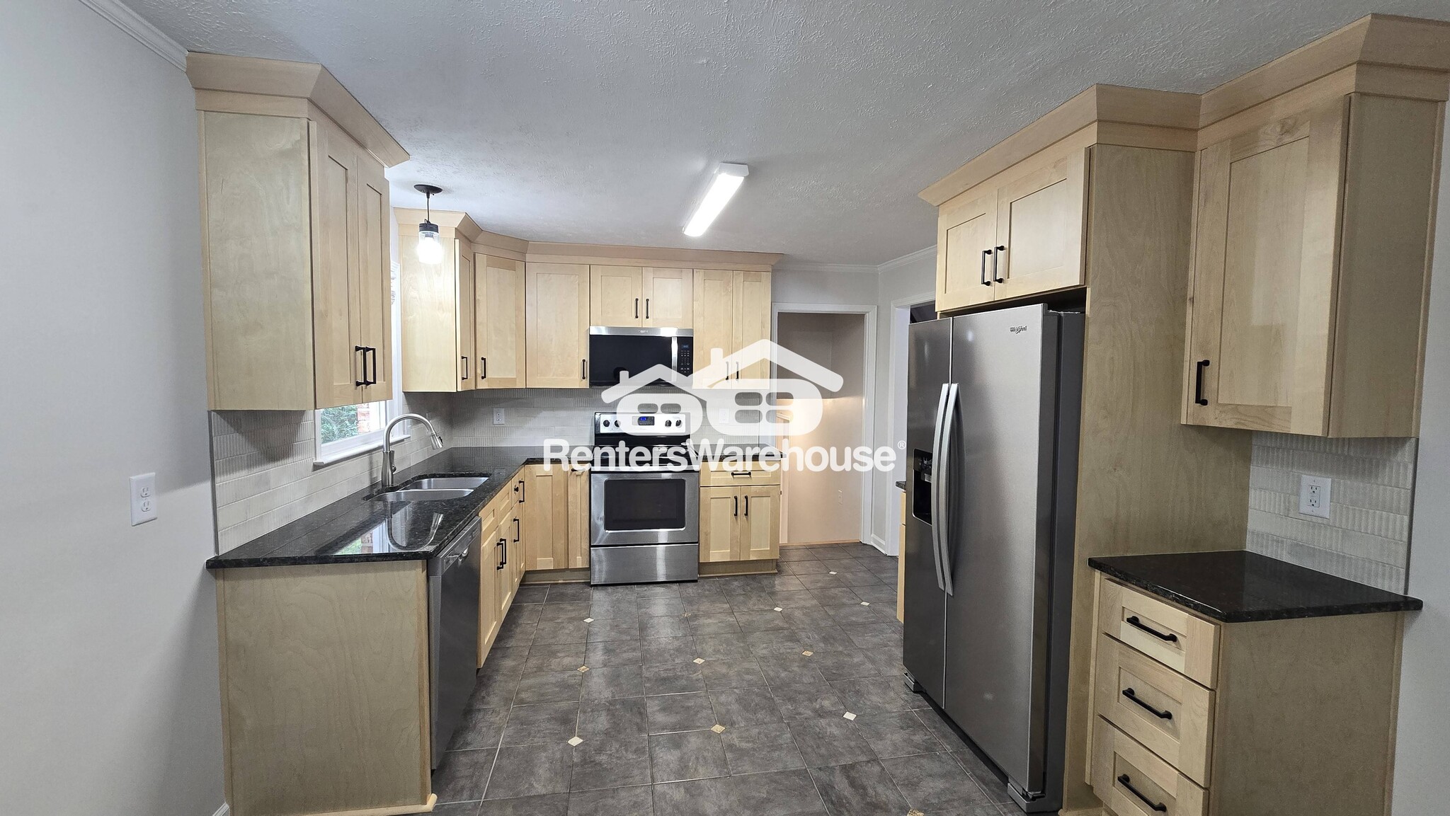 Building Photo - 3437 Stanford Cir