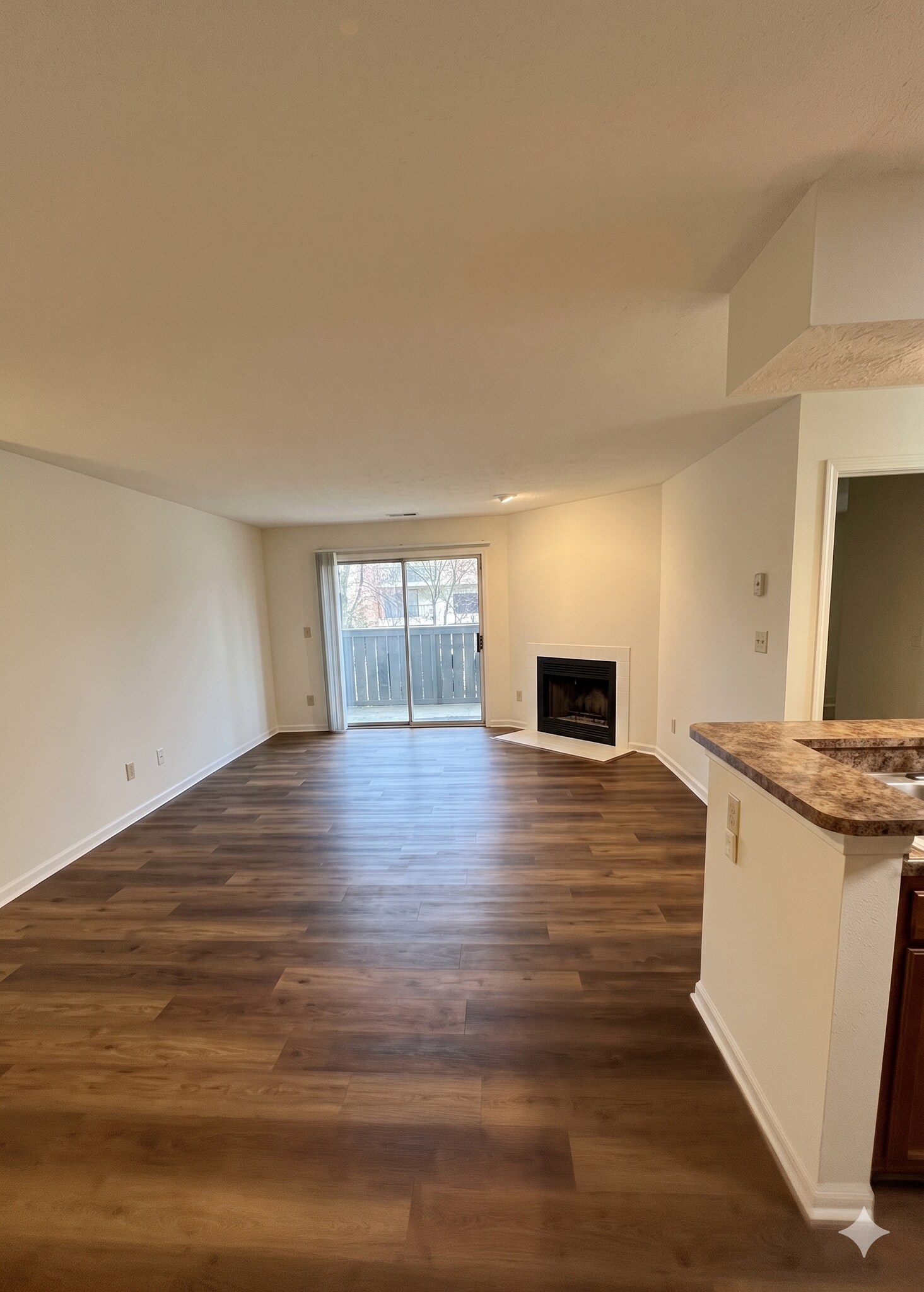 Building Photo - 7891 Thornfield Ln