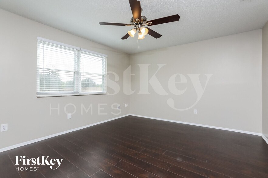 Building Photo - 3651 Oak Vista Ln