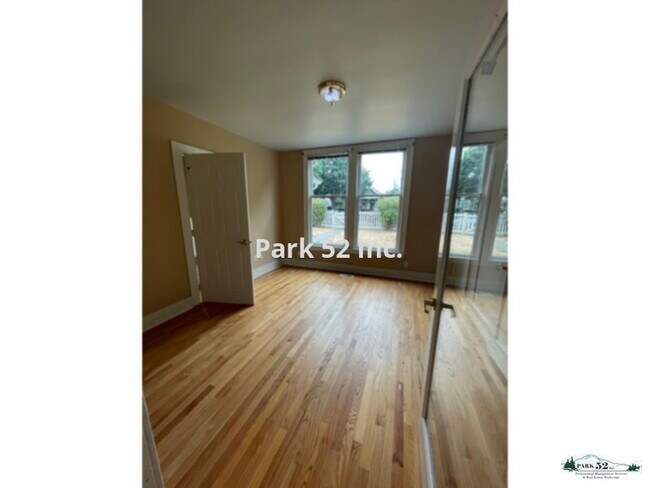 Building Photo - 3016 N 7th St