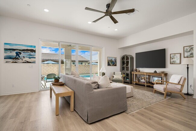 Building Photo - 81887 Via Encinitas