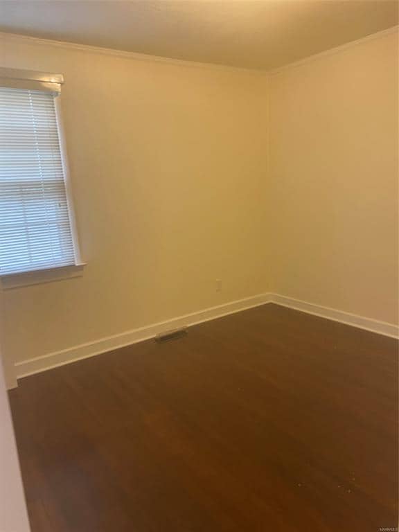 Building Photo - 2052 Midway St