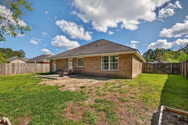 Building Photo - 31 Idus Ln