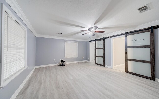 Building Photo - 3905 Billingsley St