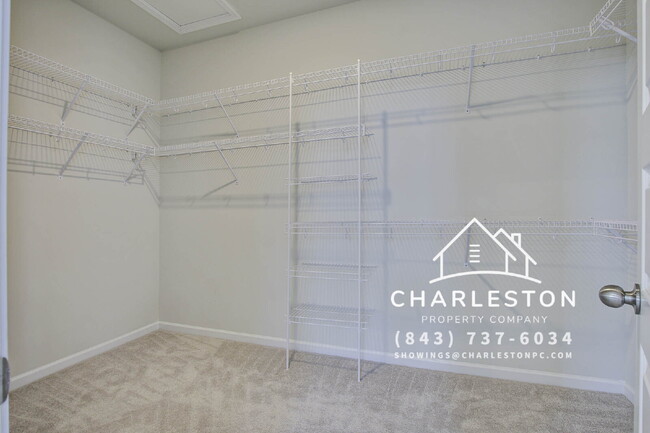 Building Photo - 169 Country Gate Ln