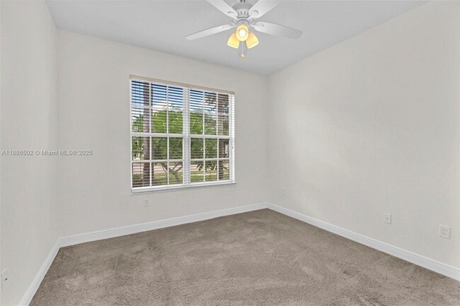 Building Photo - 5271 SW 173rd Ave