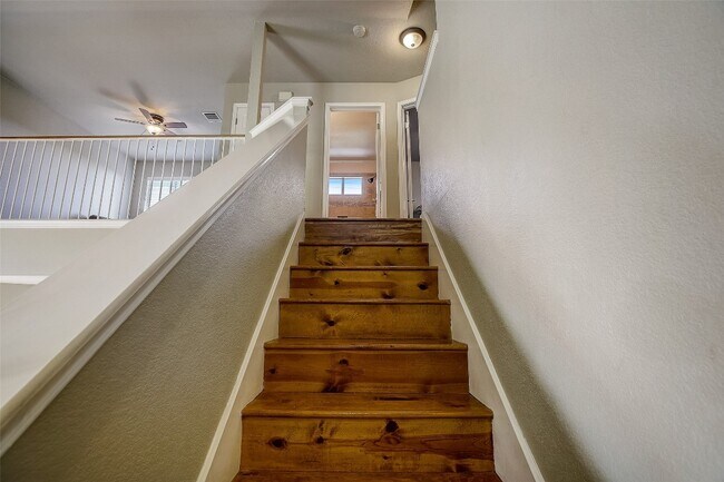 Building Photo - 7449 Peabody Dr