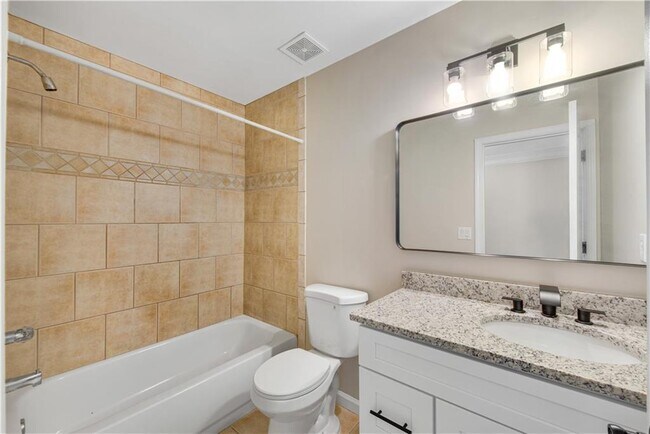 Building Photo - 1610 Elgaen Pl Dr