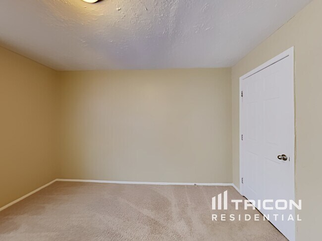 Building Photo - 2053 Stablewood Cove