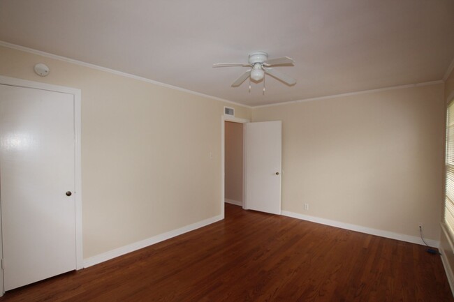 Building Photo - Coming Soon! Beautiful 4 Bedroom, 2 Bathro...