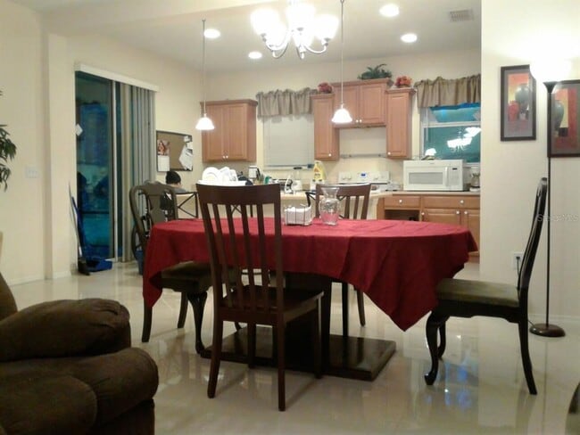 Building Photo - 1518 Nature Trail