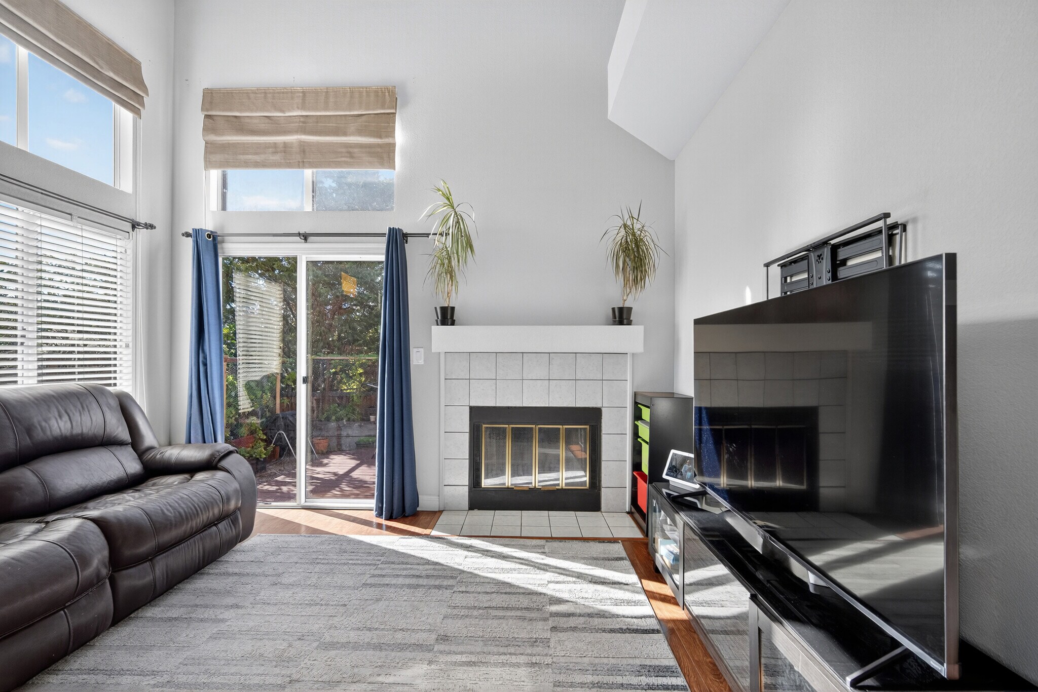 Building Photo - 151 Buck Ct