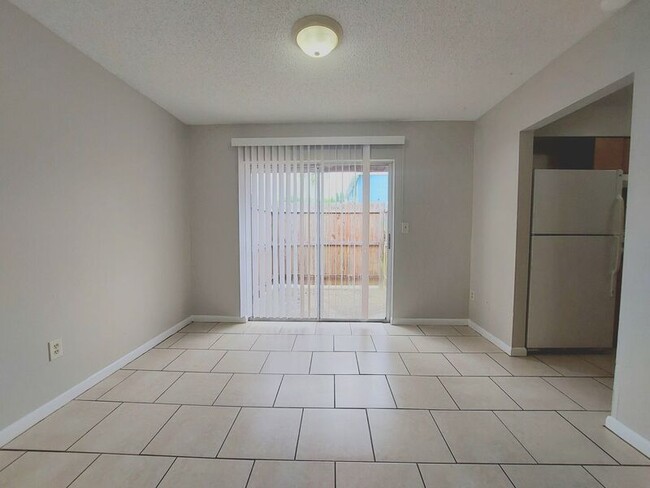 Building Photo - 124 Rebecca Ln