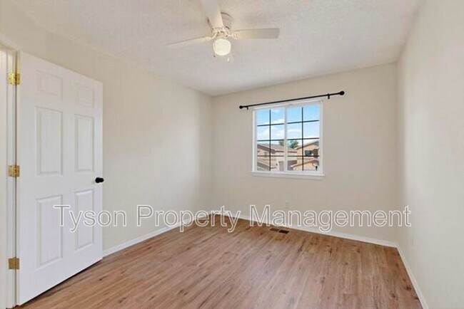 Building Photo - 6605 Ventana Hills Rd NW