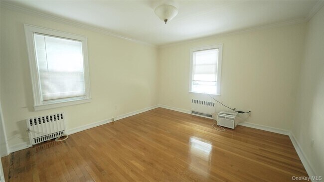 Building Photo - 72 Berkshire Rd