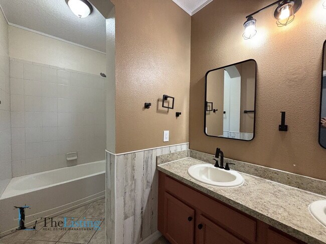 Building Photo - 3795 Marietta Way