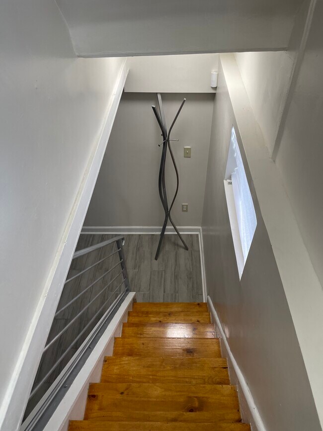 Building Photo - 5446 C St SE