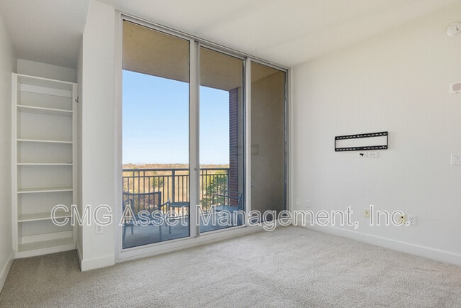 Building Photo - 1820 Peachtree St NW