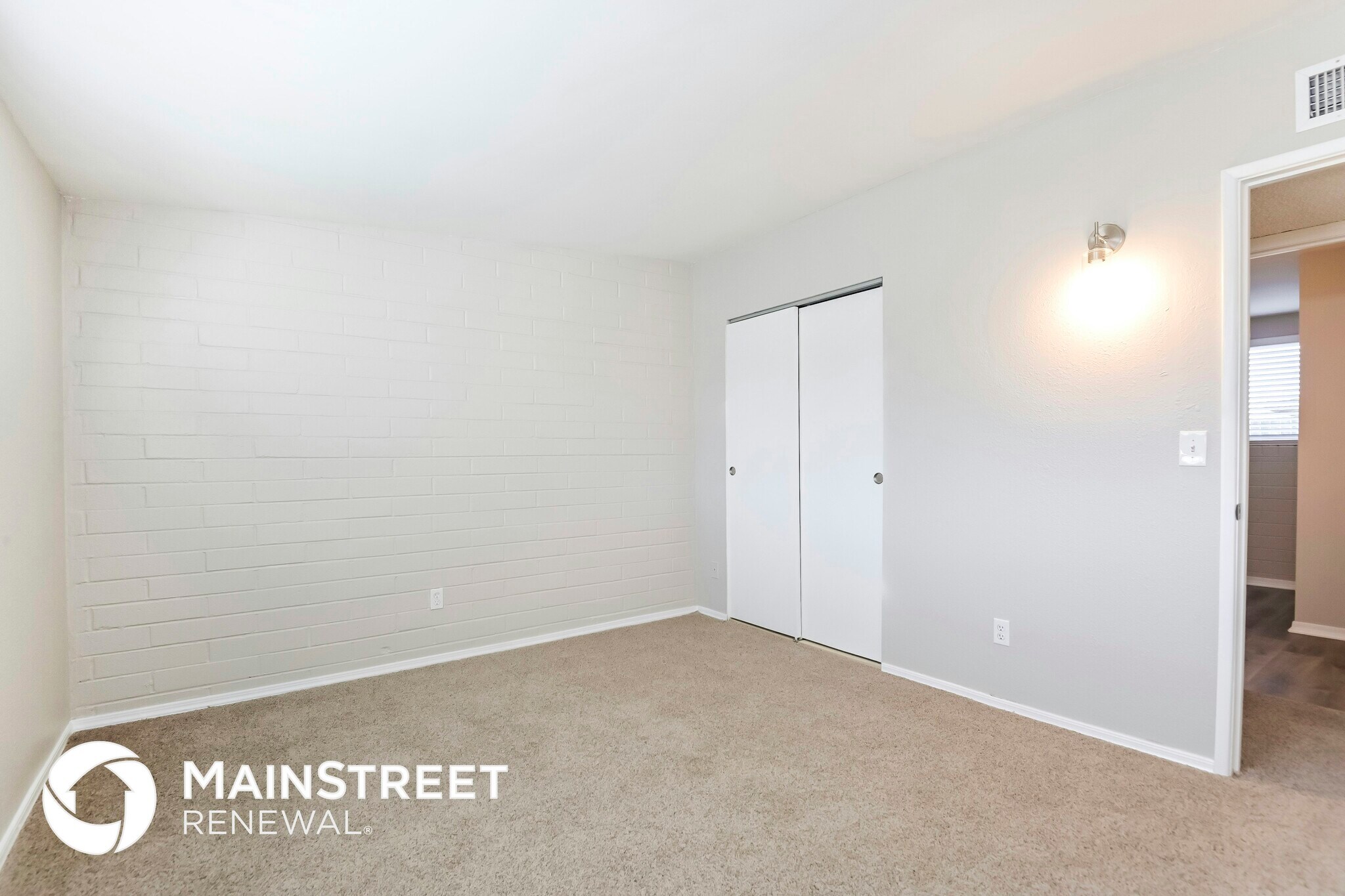 Building Photo - 8601 E Mormon Dr