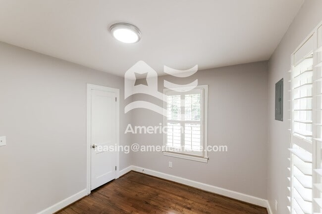 Building Photo - 4616 Highpoint Dr