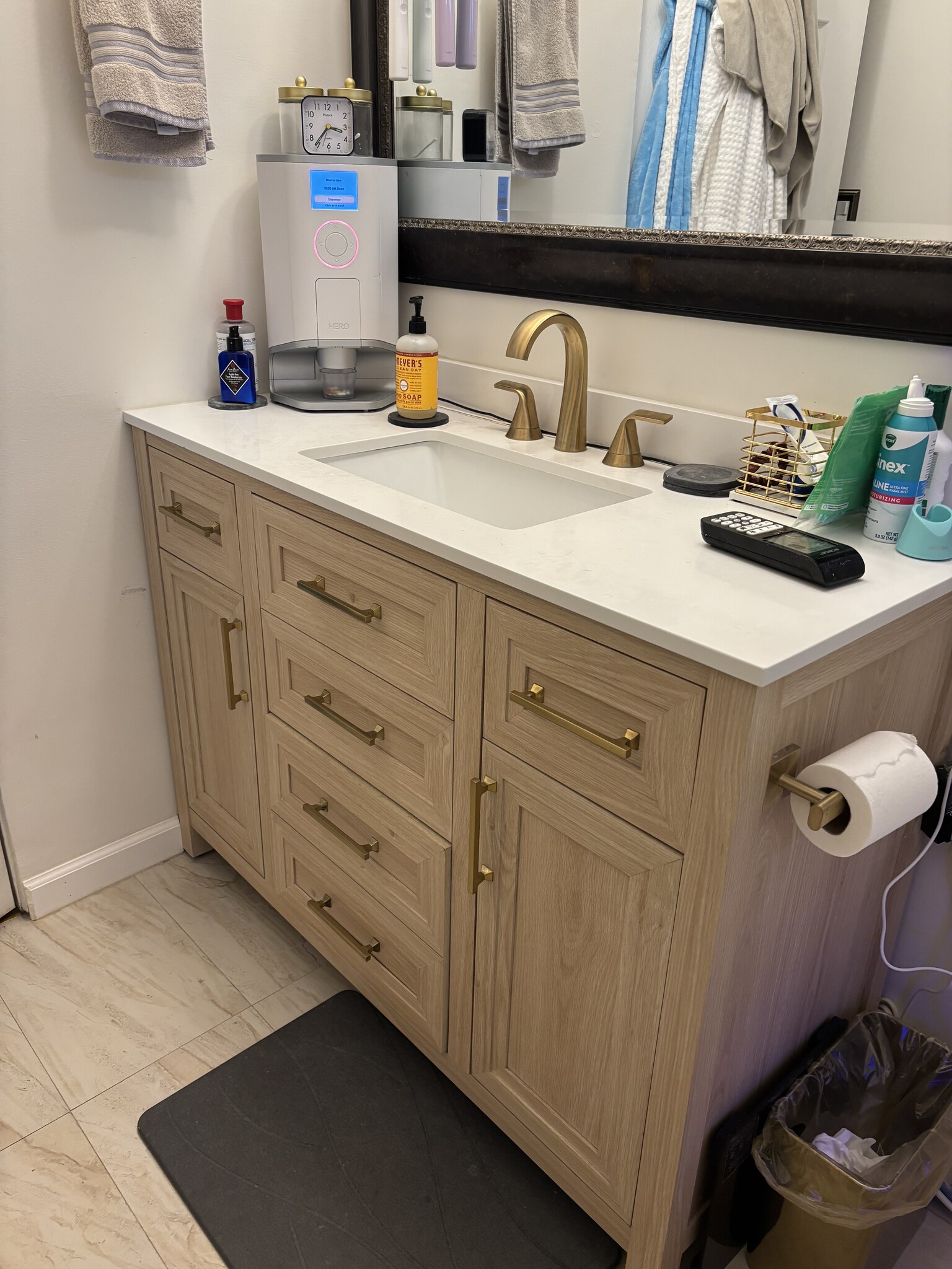 Building Photo - 3641 Kelton Ave