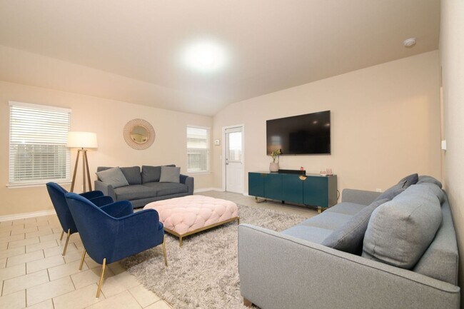 Building Photo - 11806 Plover Pl