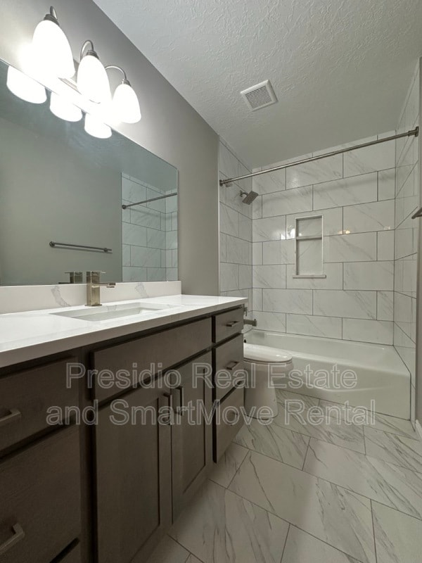 Building Photo - 1034 3350 N