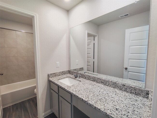 Building Photo - 13261 Musky Dr