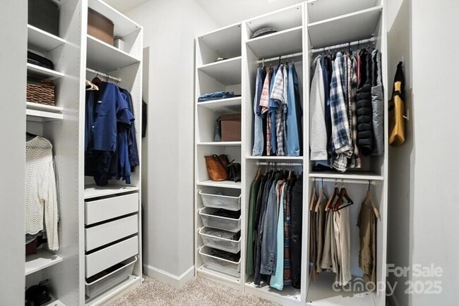 Building Photo - 3140 Seville St