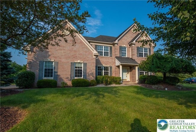 Building Photo - 4290 Crosswinds Dr