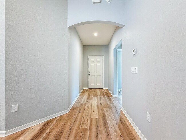 Building Photo - 6945 Gideon Cir