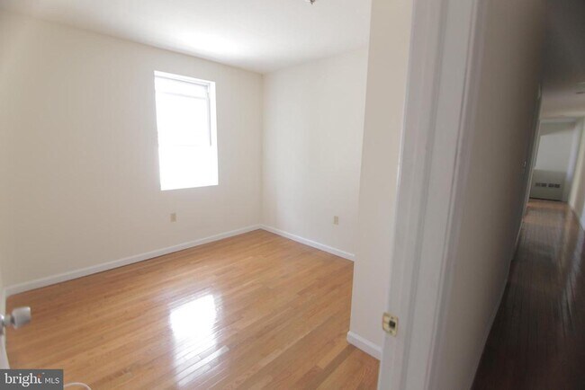 Building Photo - 1522 N 17th St