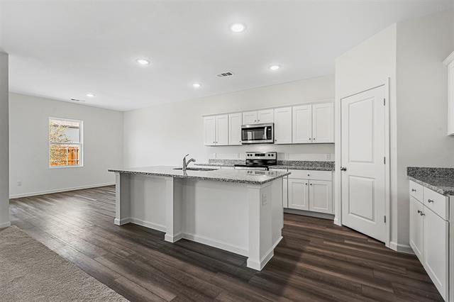 Building Photo - 1644 Hossler Trl
