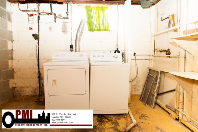 Building Photo - 1400 F / 836 South Street