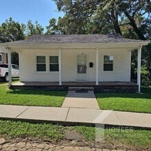 Building Photo - 354 E Floyd Baker Blvd