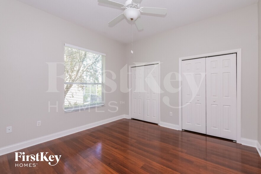 Building Photo - 520 Osprey Landing Dr