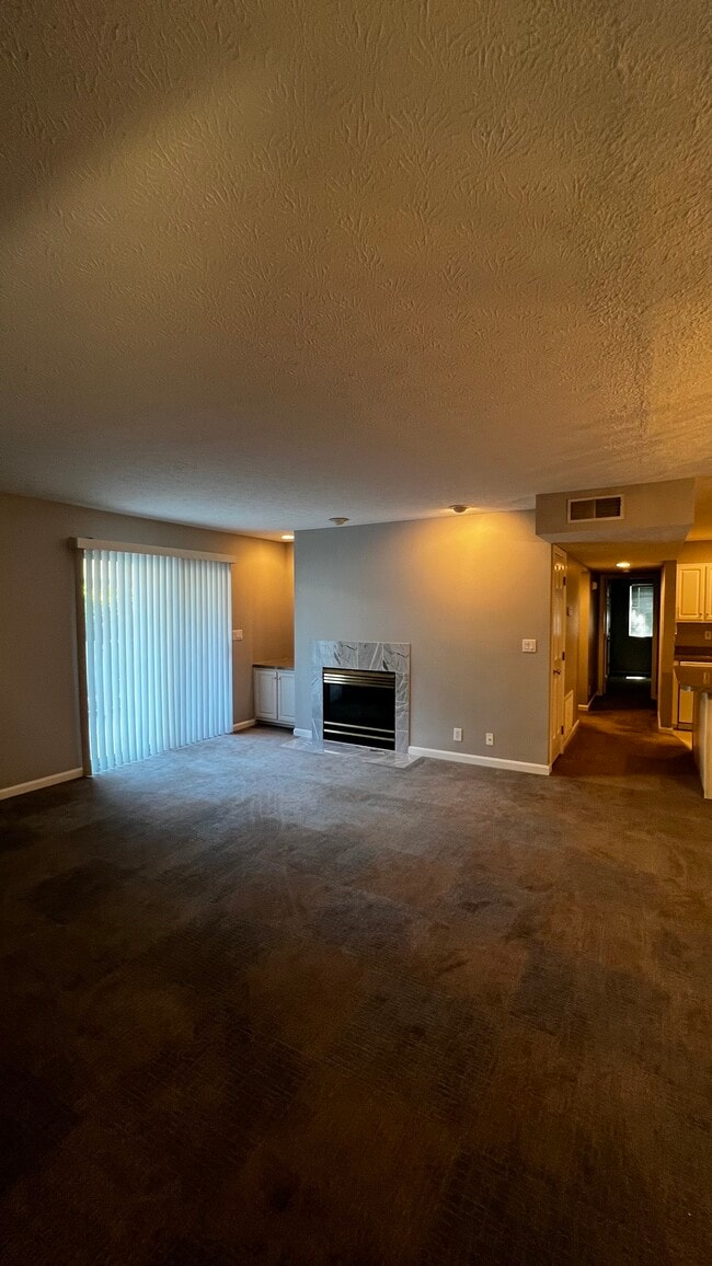 Building Photo - 4204 Browns Ln