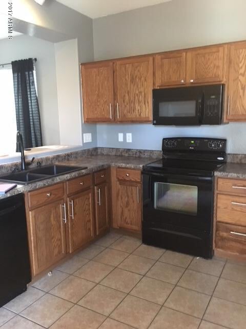 Building Photo - 1956 S Falcon Dr