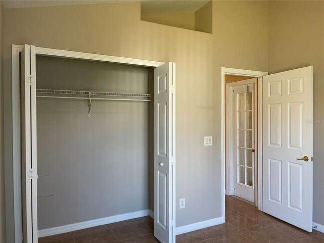 Building Photo - 3017 Rollman Rd